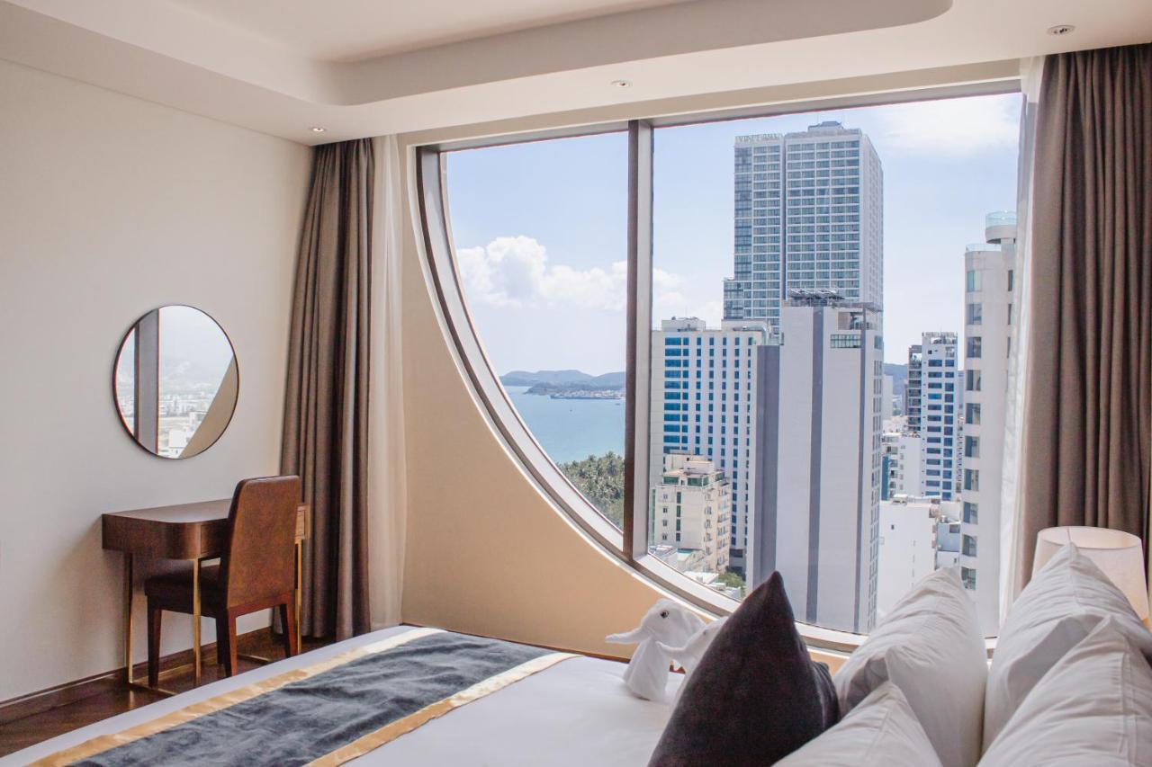 Grand Tourane Nha Trang Hotel Buitenkant foto