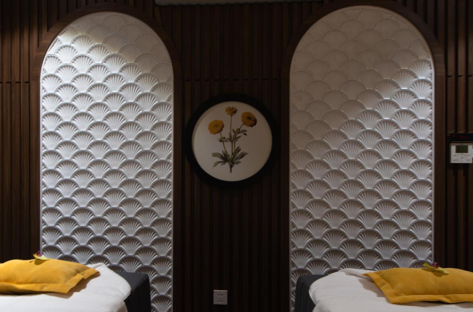 Grand Tourane Nha Trang Hotel Buitenkant foto