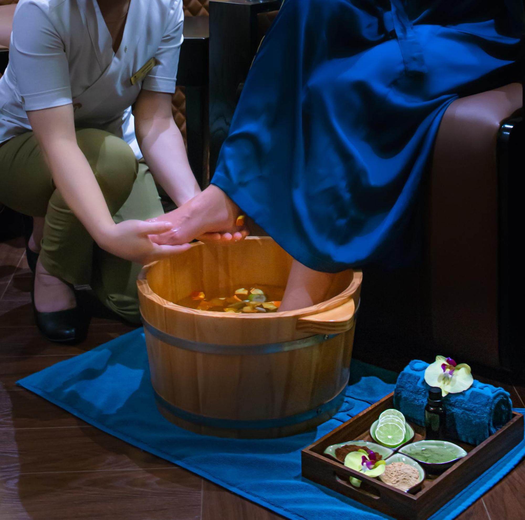 Grand Tourane Nha Trang Hotel Buitenkant foto