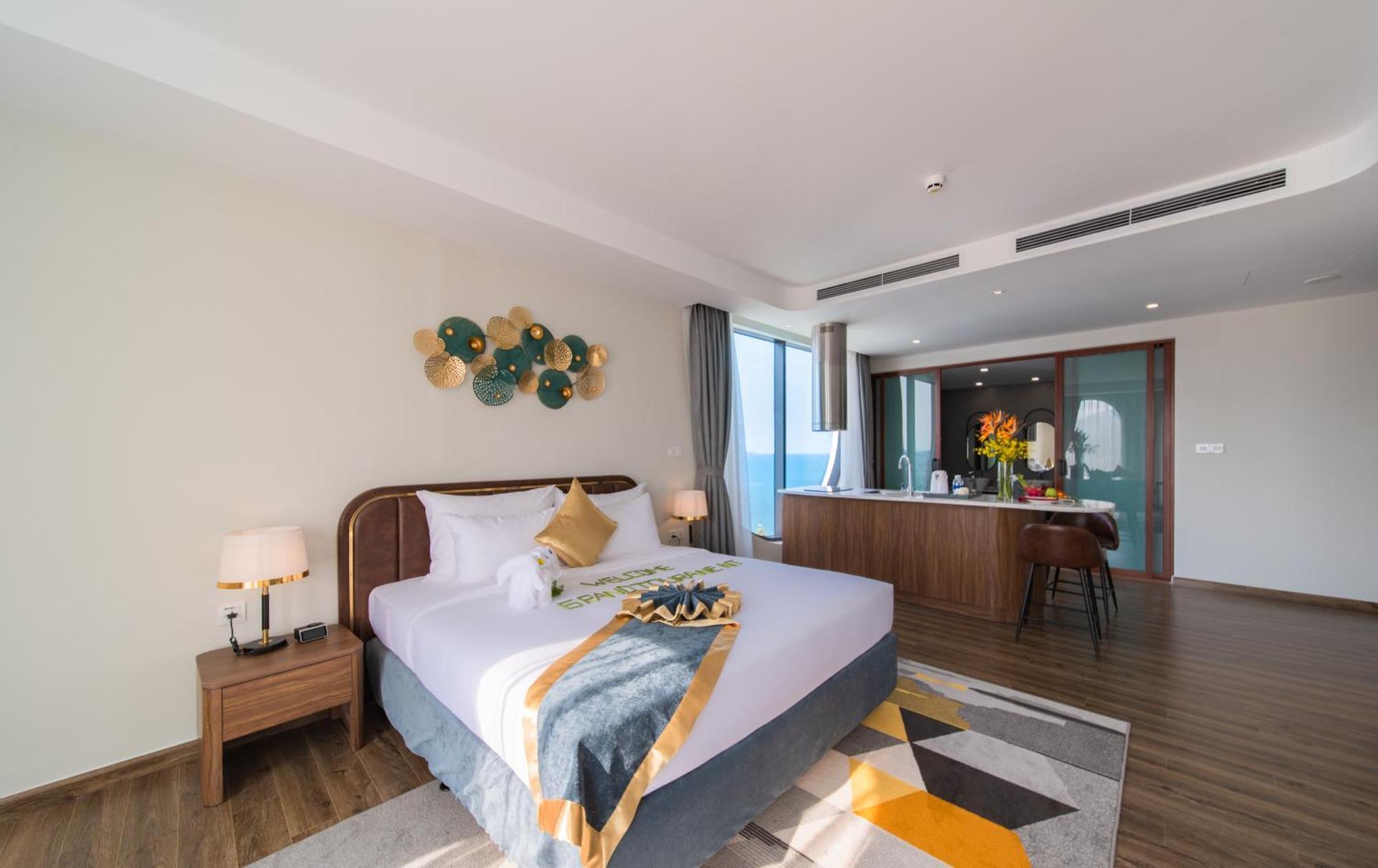 Grand Tourane Nha Trang Hotel Buitenkant foto